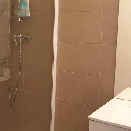 Apartamento L'Abri Cotier Presqu'Ile De Giens Hyères Exterior foto